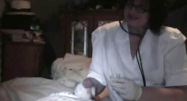 sex ga suki MILF nghiêng chàng trai trẻ để fuck. sex hoang thuy linh