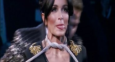 phim sex boy mỹ Cô gái với kính hút phim sex âu vòi nước.