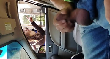 phim sex bé pong Cô gái xnxx vlxx tóc vàng xảo quyệt yêu những người đàn ông muốn mang thai từ cô ấy.